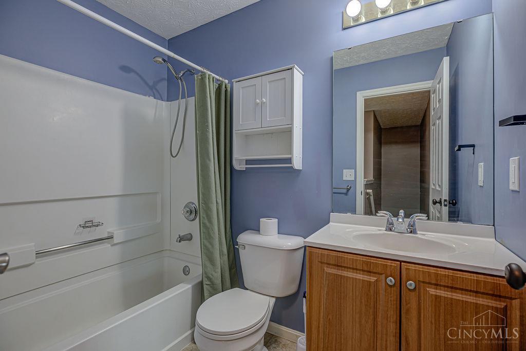 617 Willow Place Property Photo 24