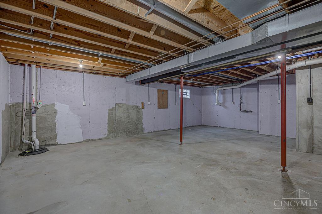 617 Willow Place Property Photo 26