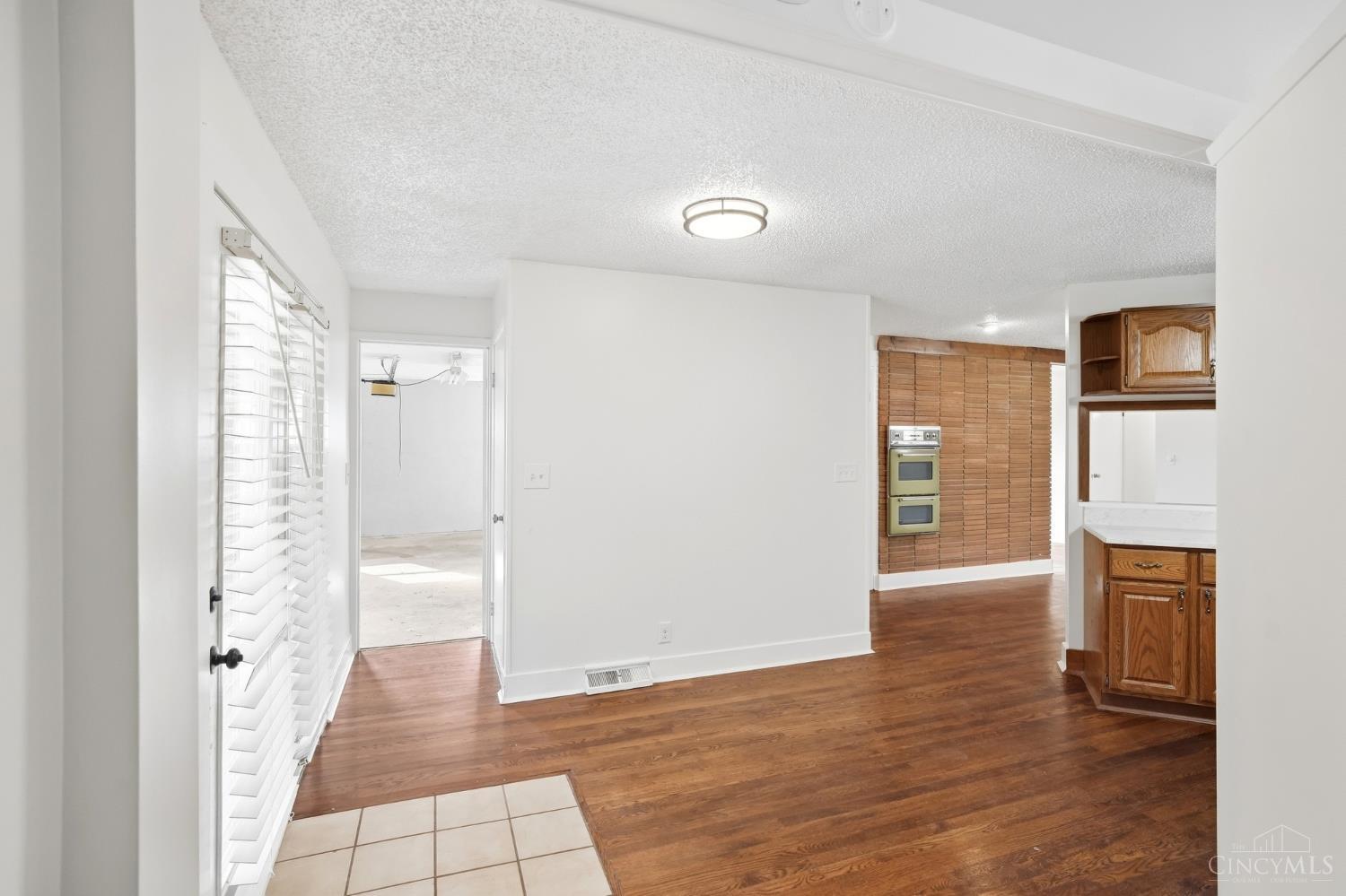 9590 Oleary Drive Property Photo 9