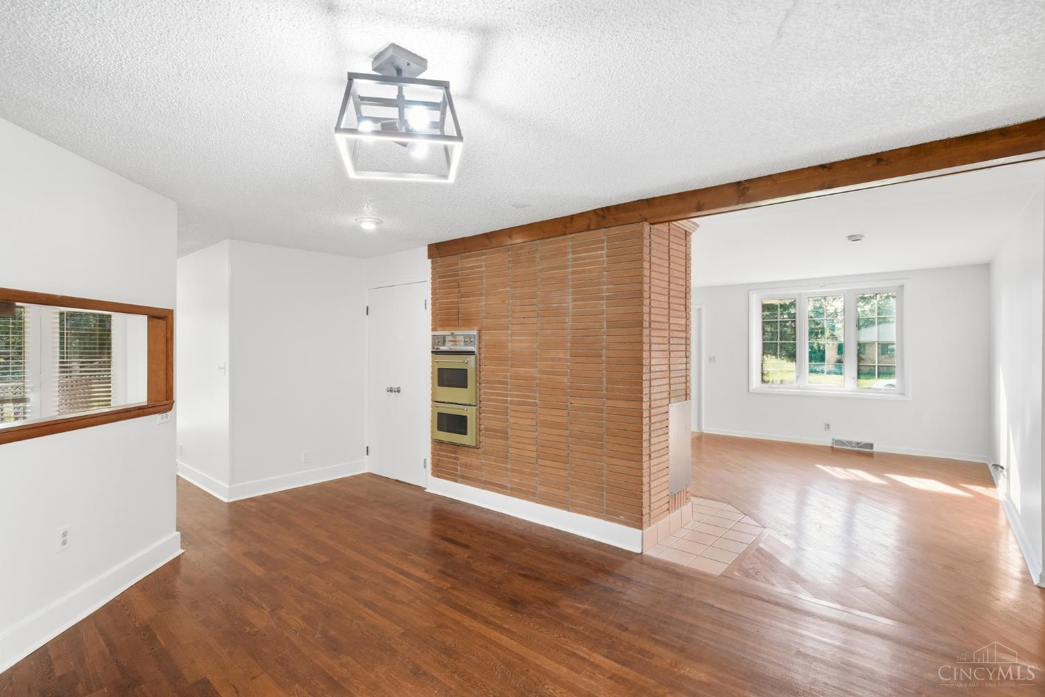 9590 Oleary Drive Property Photo 12