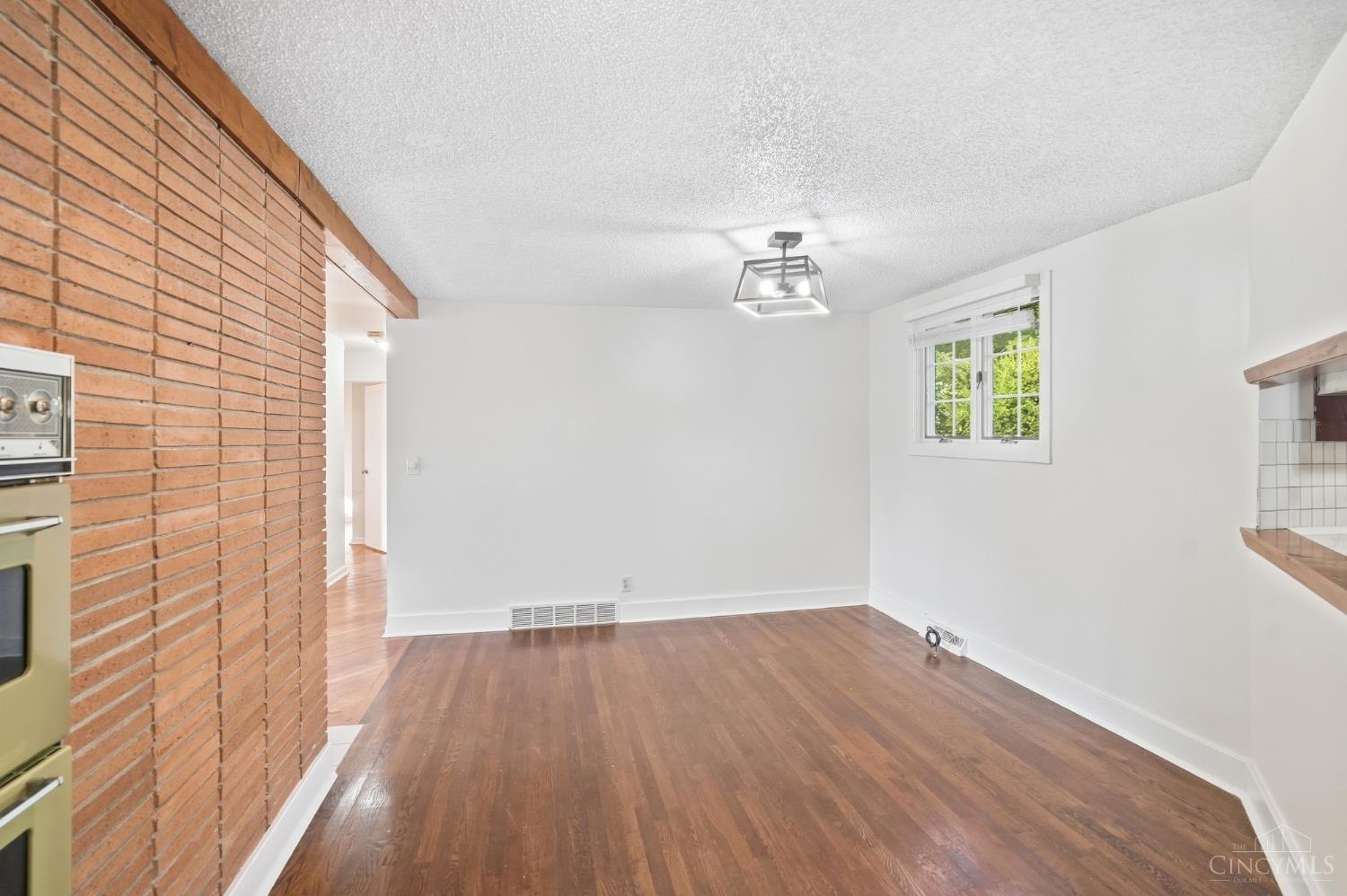 9590 Oleary Drive Property Photo 13