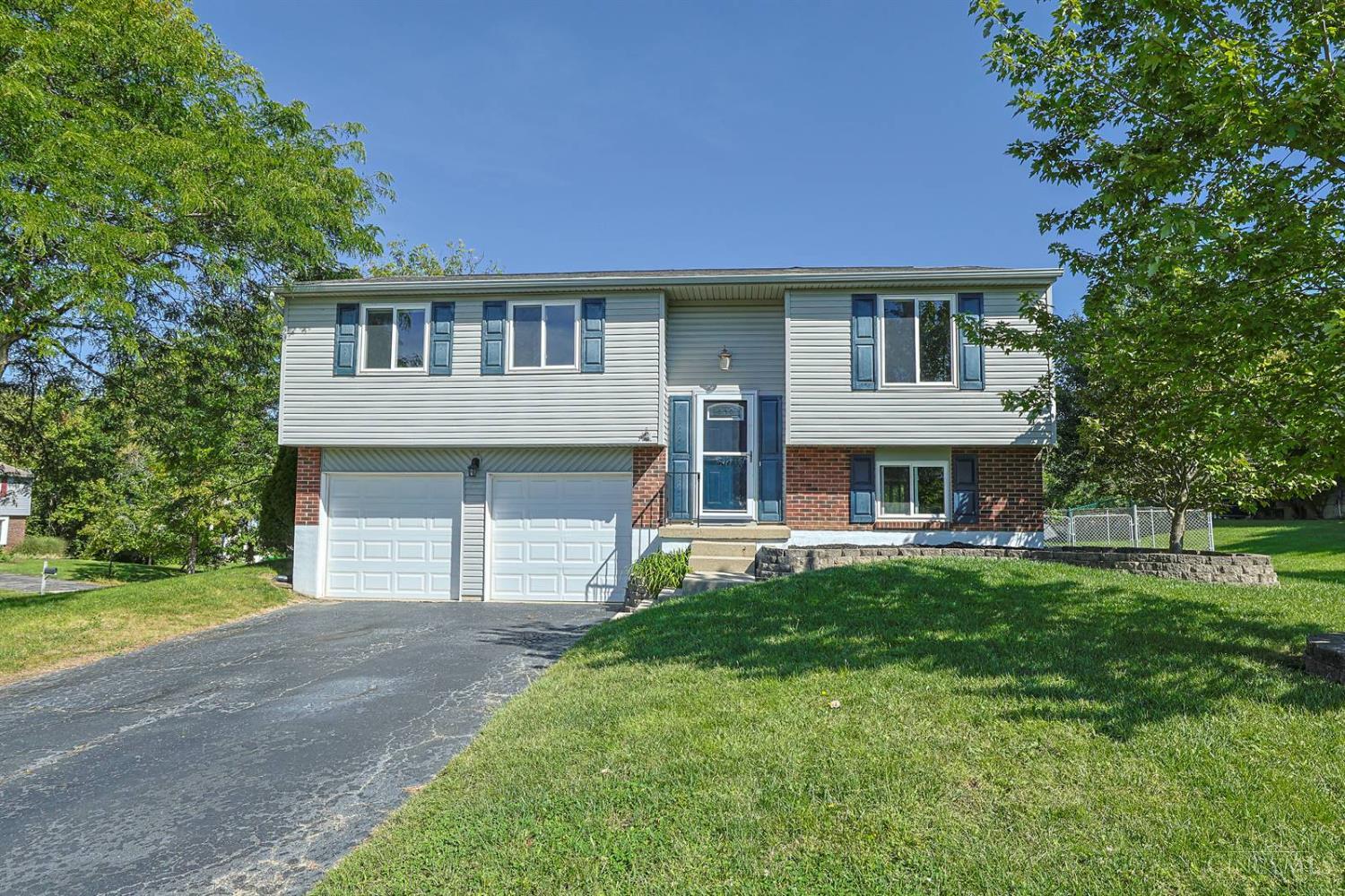 1403 Moondust Court Property Photo 1