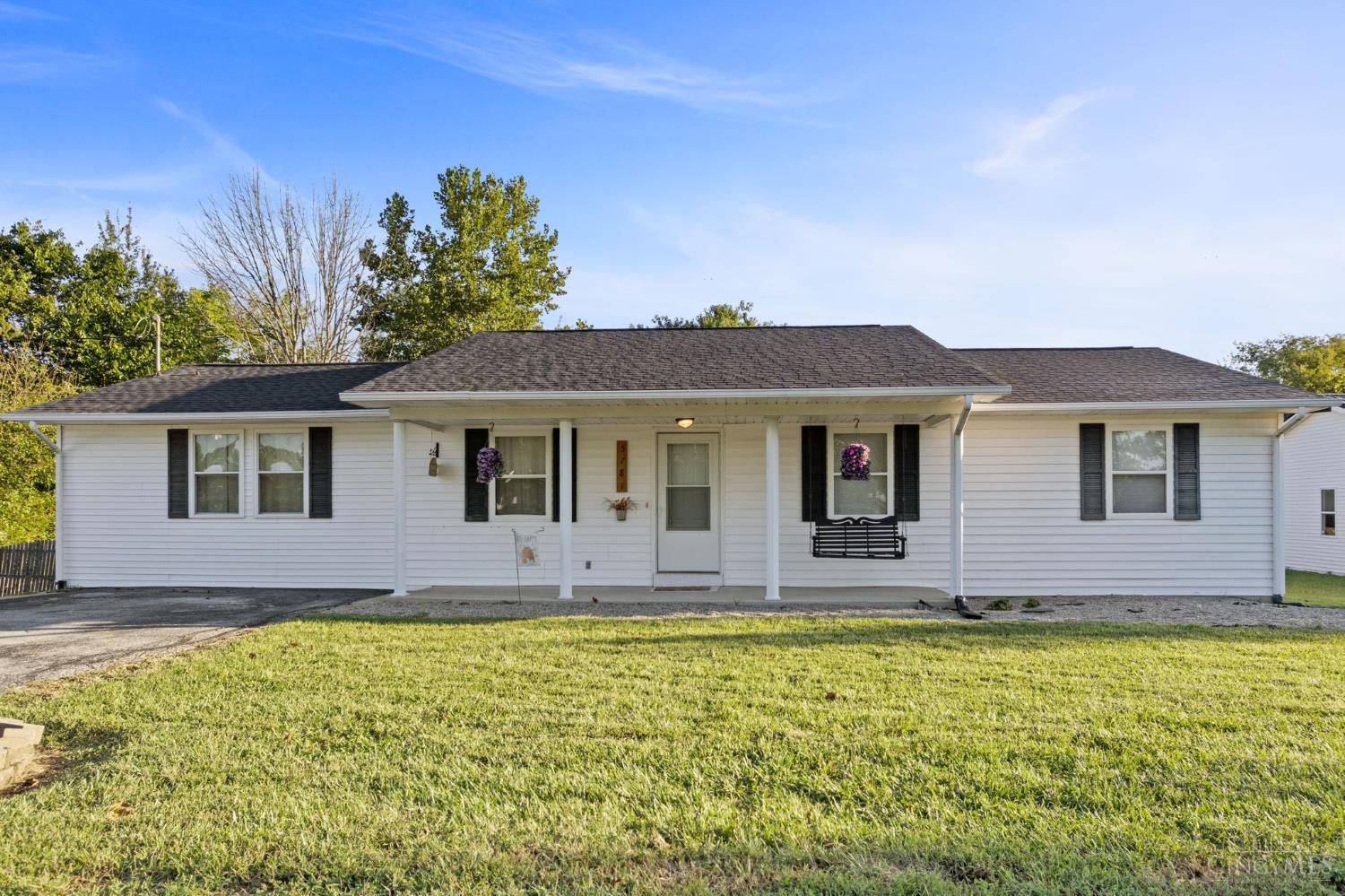 5781 Camp Run Road Property Photo 1