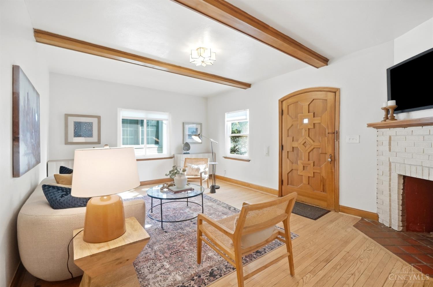 6049 Cary Avenue Property Photo 8
