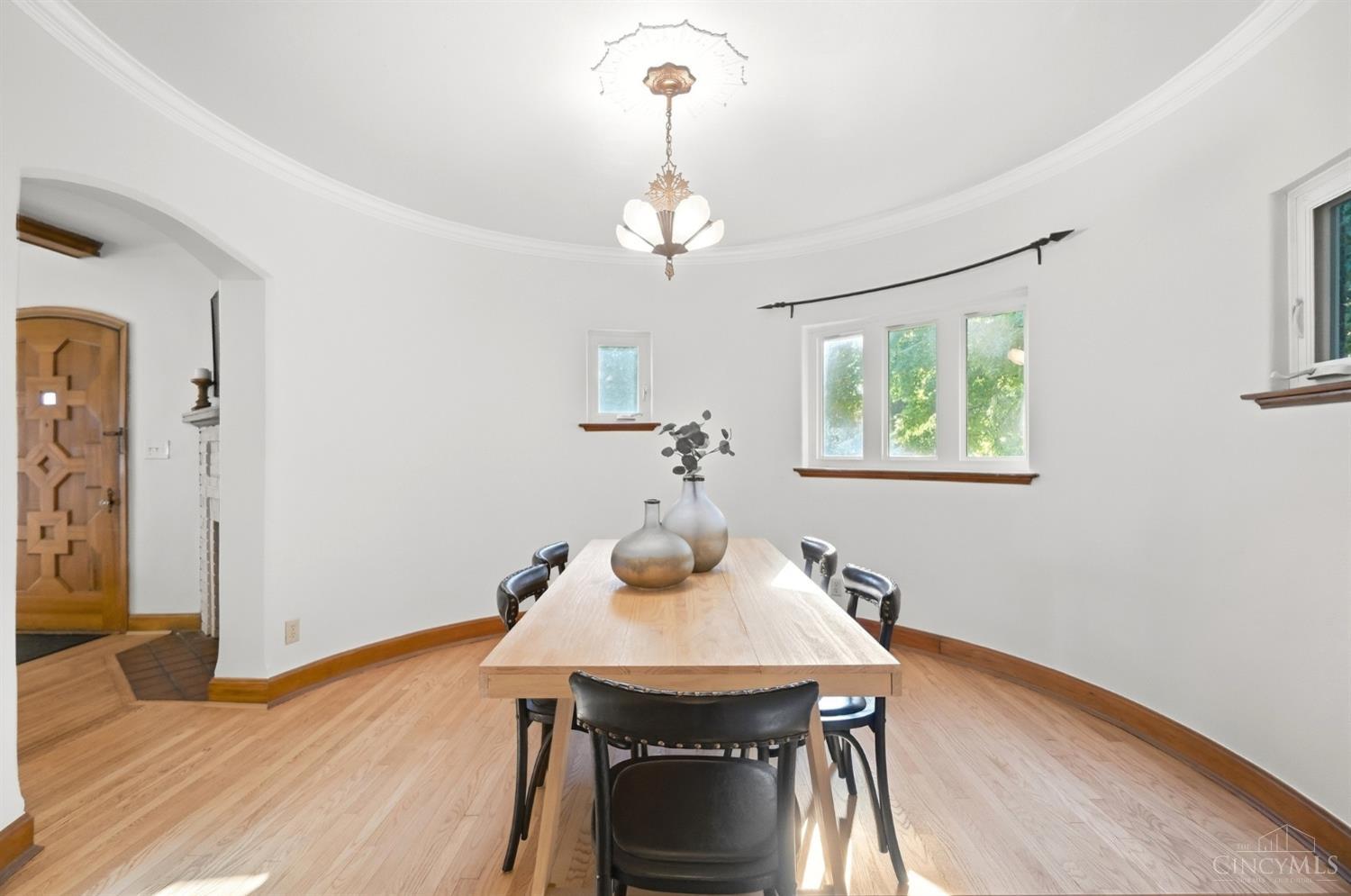 6049 Cary Avenue Property Photo 10