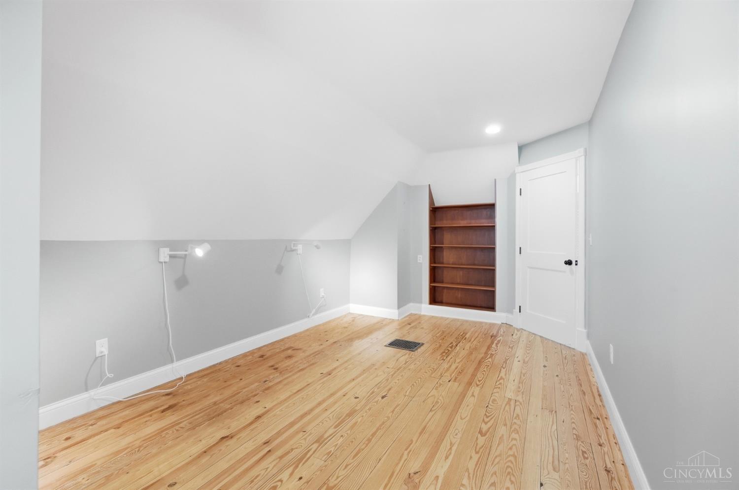6049 Cary Avenue Property Photo 35