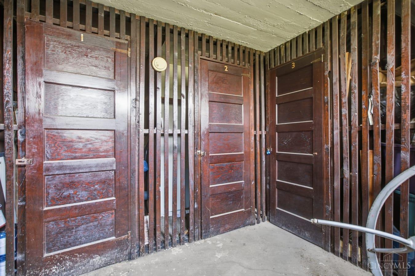 1808 Losantiville Avenue Property Photo 12