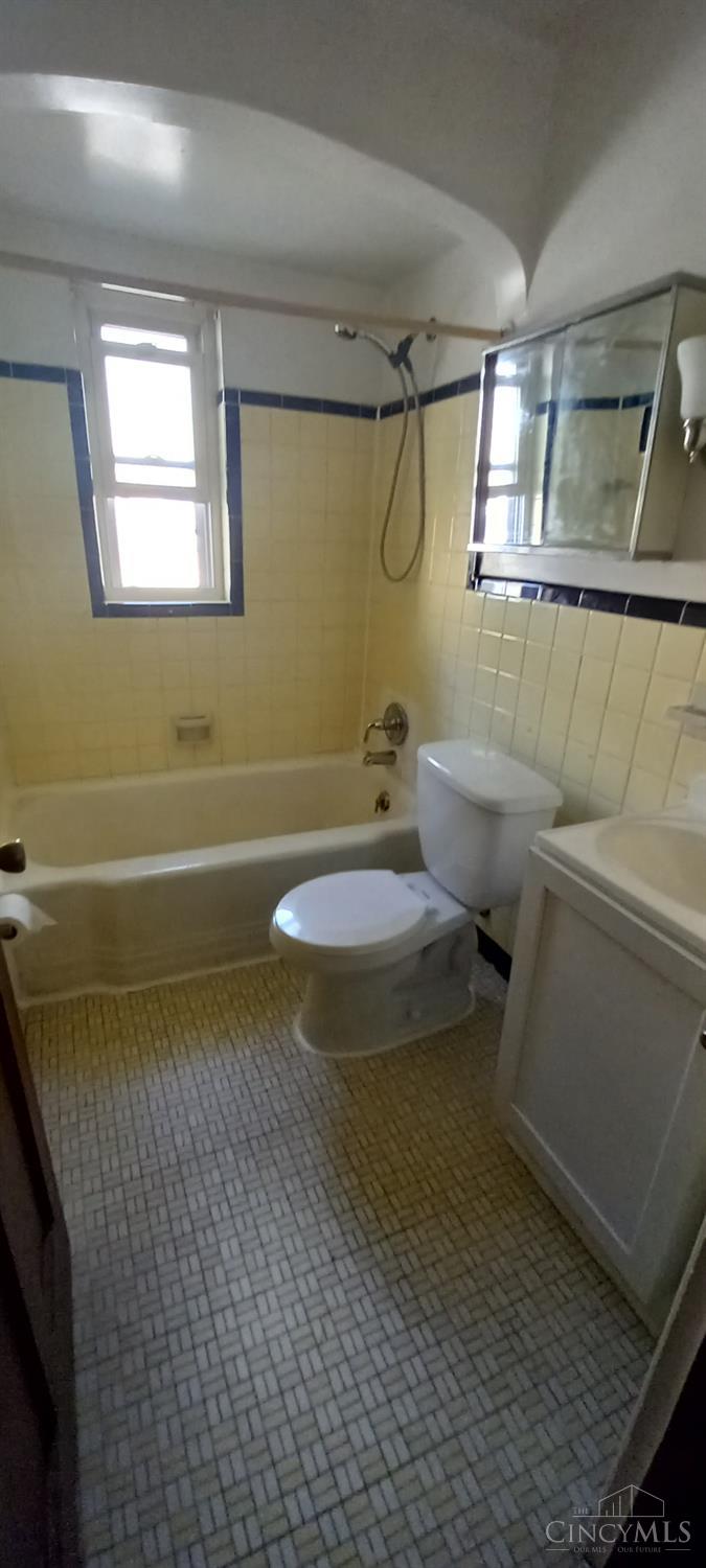 1808 Losantiville Avenue Property Photo 42
