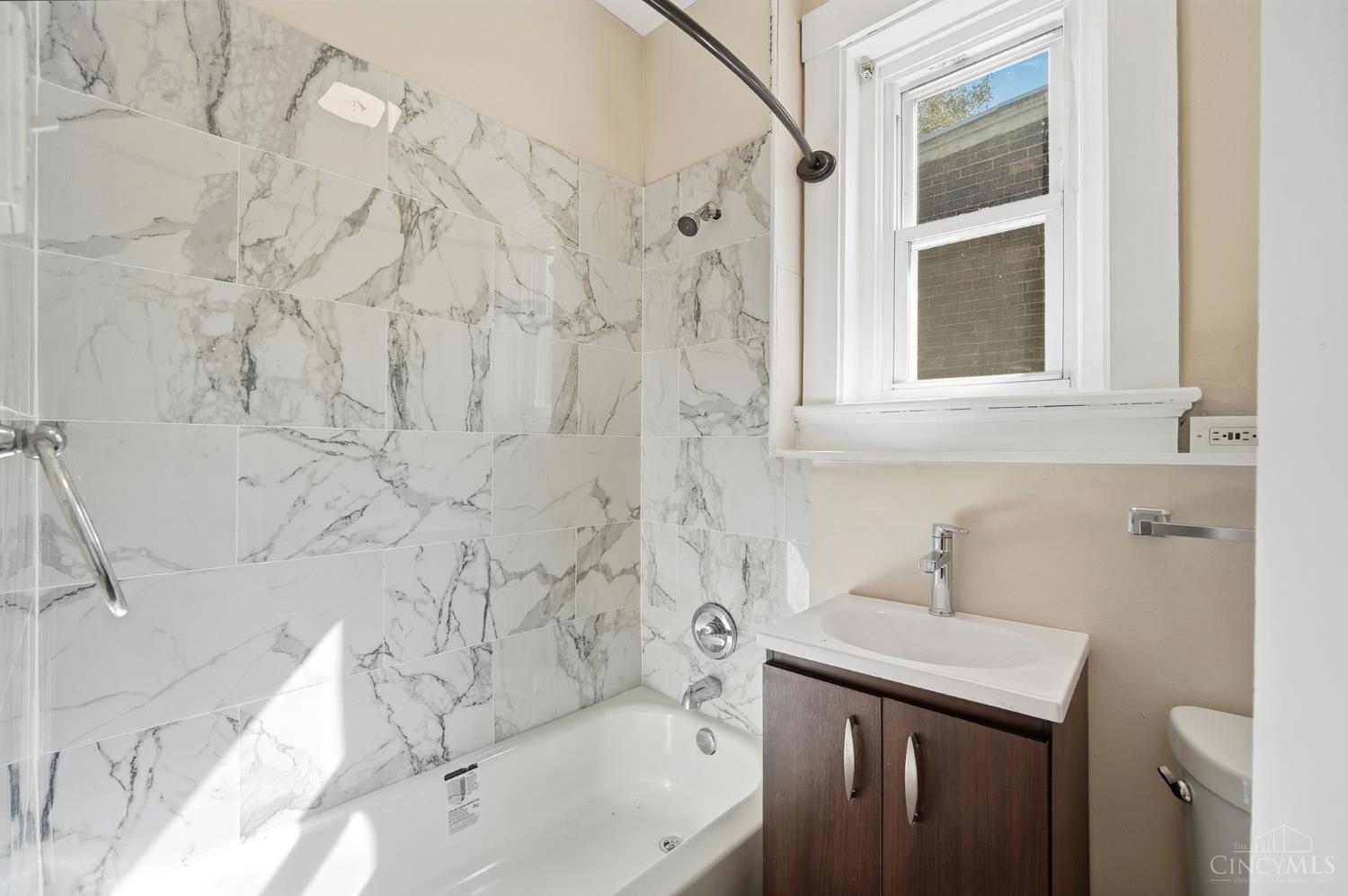 W 2156 Clifton Avenue Property Photo 15