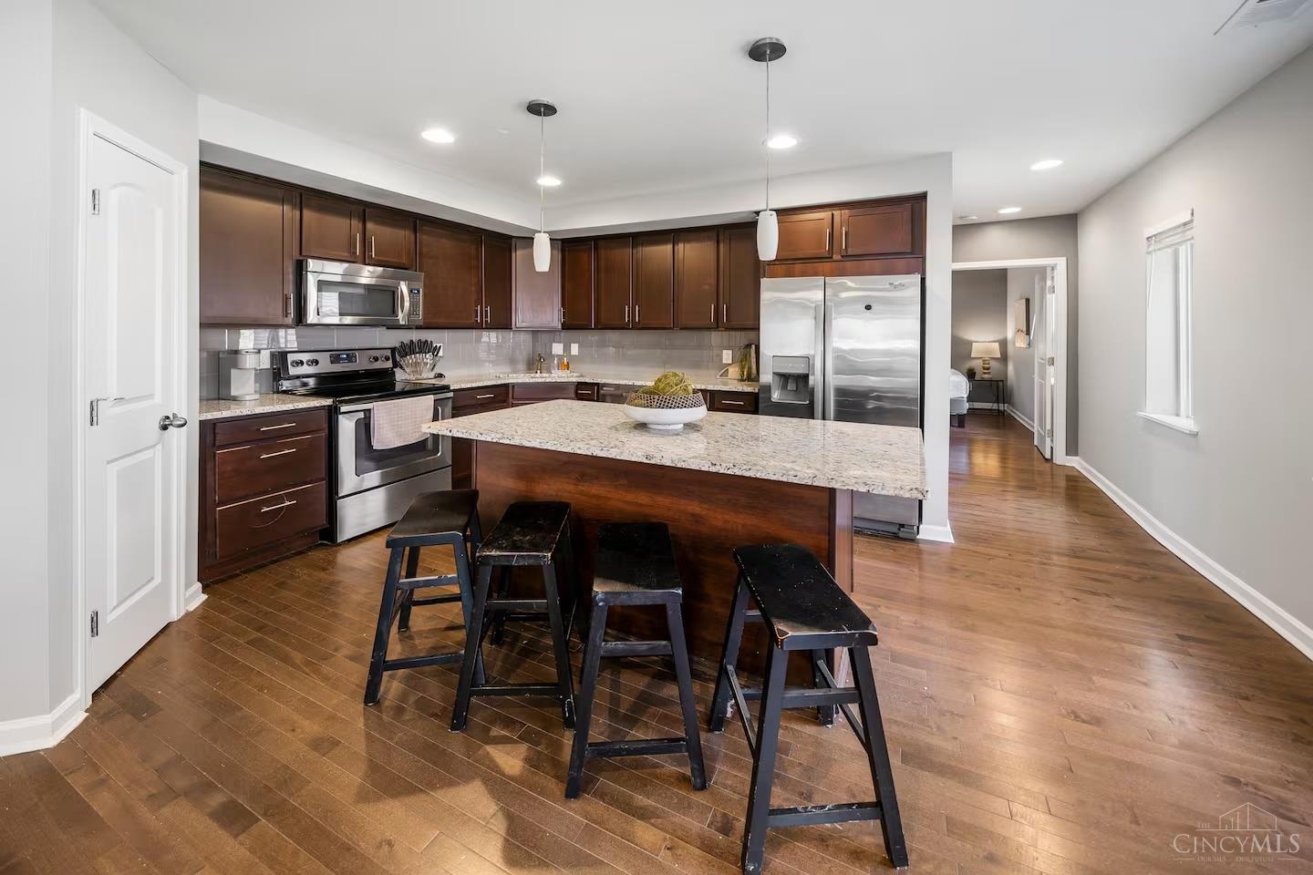 2201 Reading Road Property Photo 16