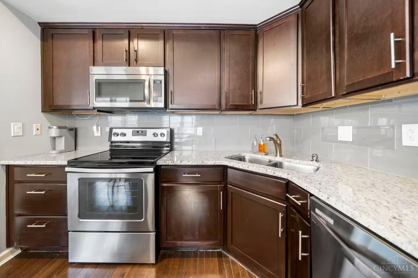 2201 Reading Road Property Photo 42