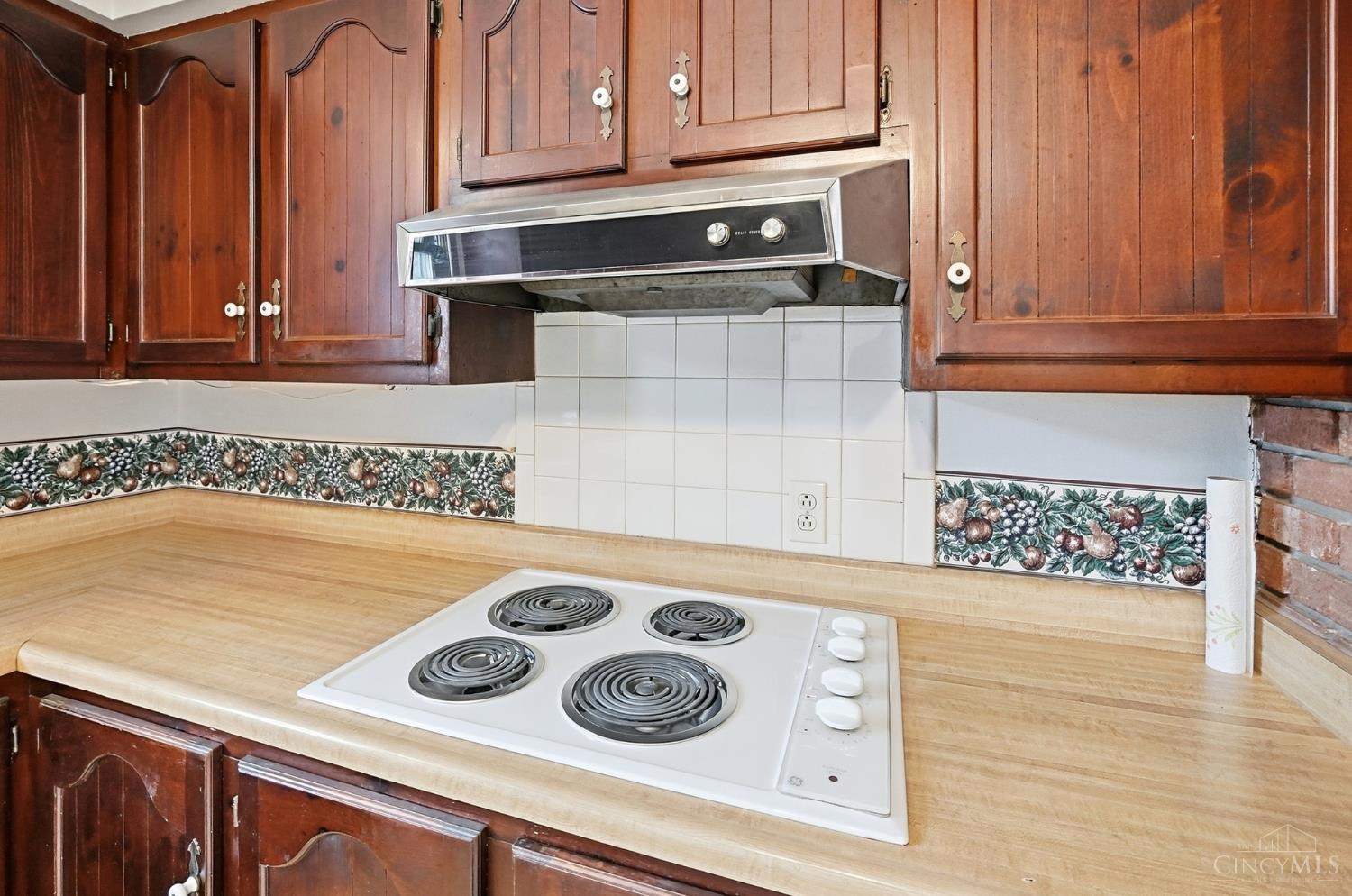 5799 Shaker Road Property Photo 24