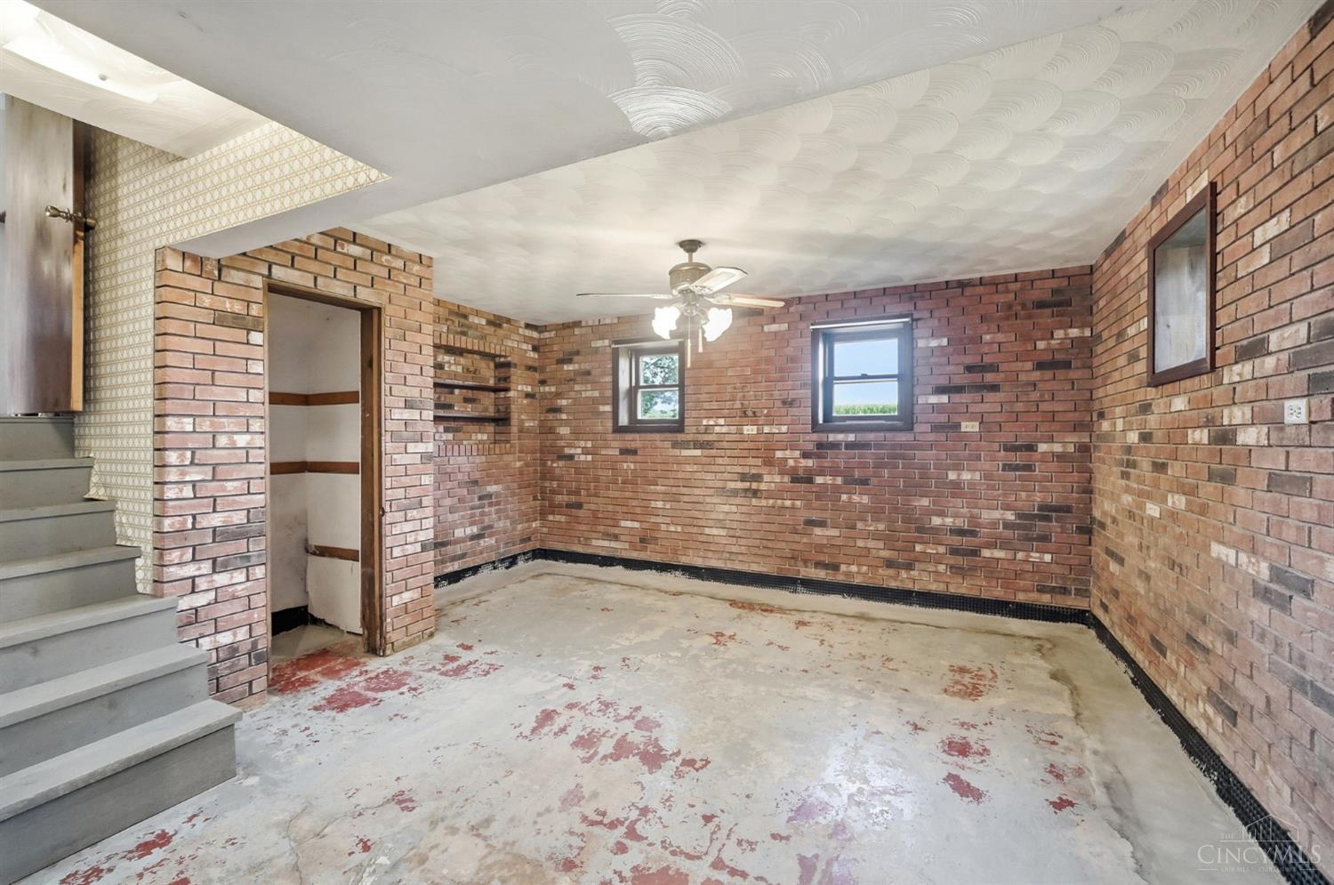 5799 Shaker Road Property Photo 37