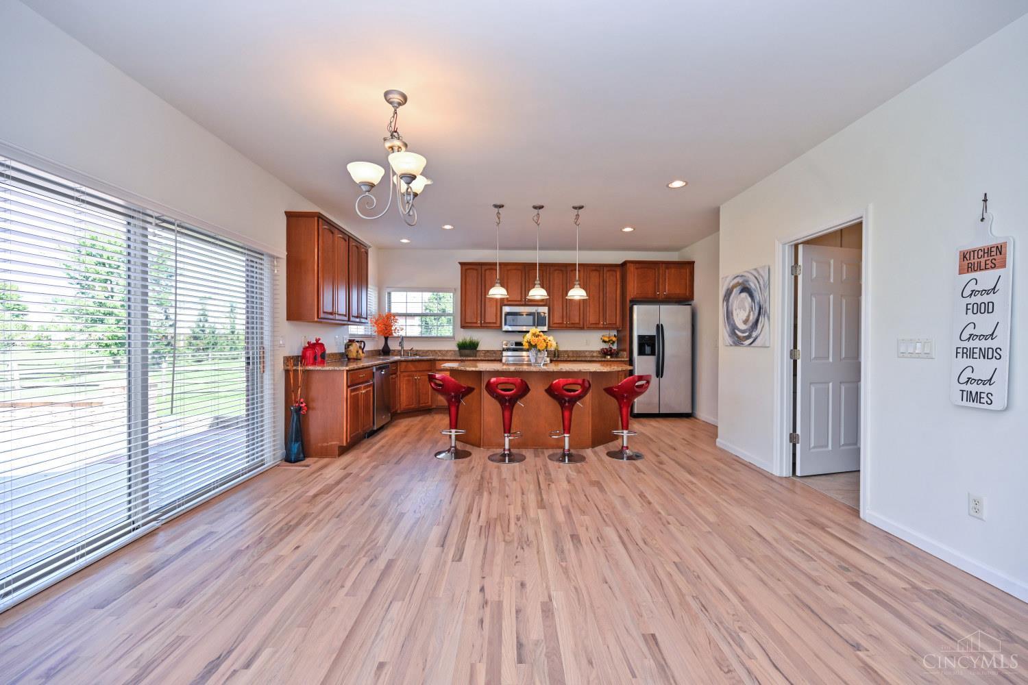5589 Rosebrook Way Property Photo 13