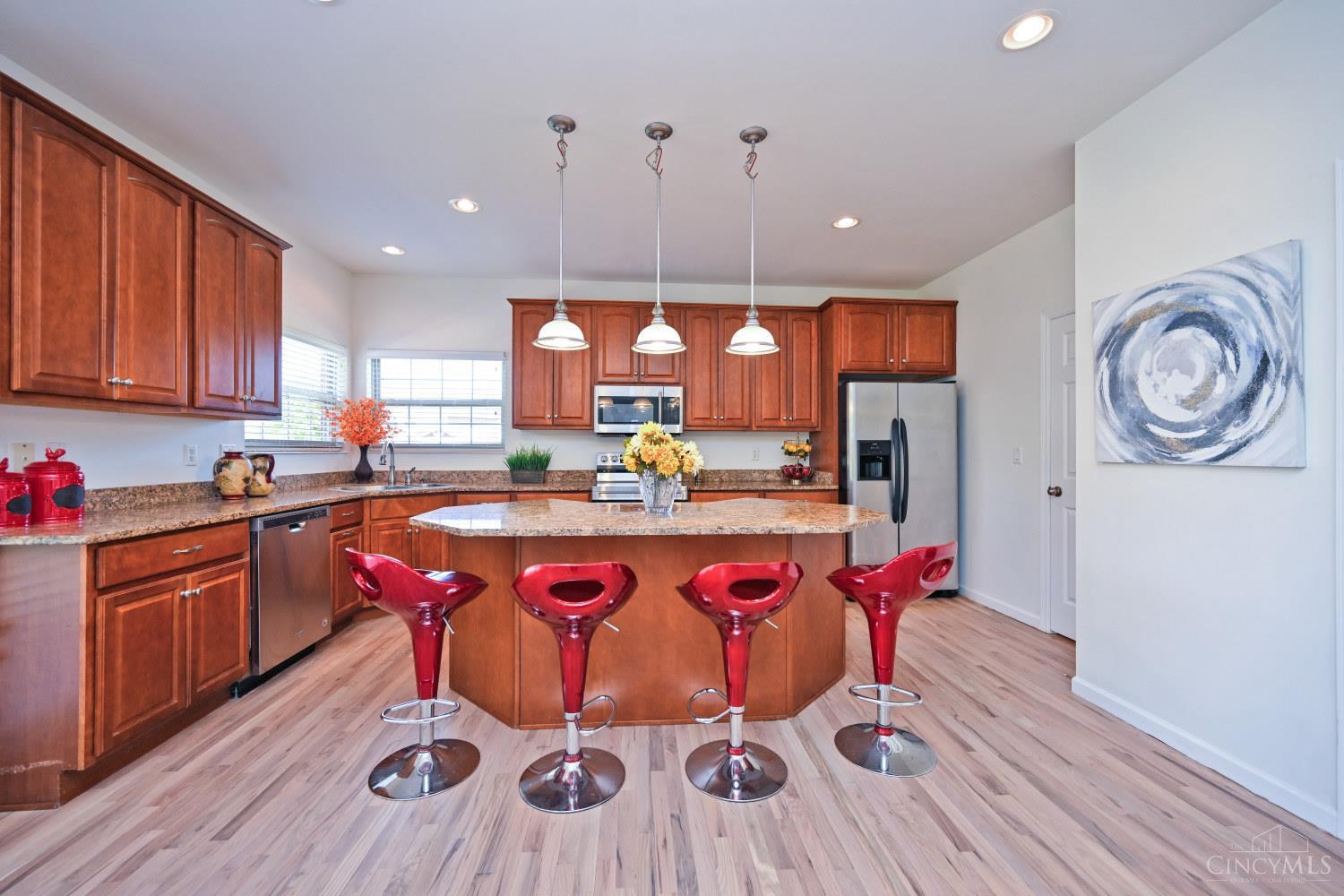 5589 Rosebrook Way Property Photo 14