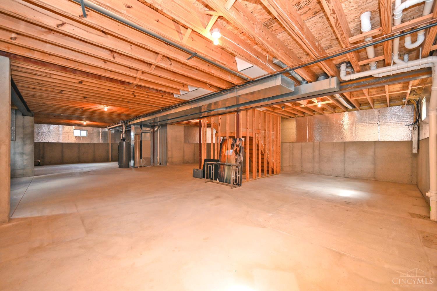 5589 Rosebrook Way Property Photo 40