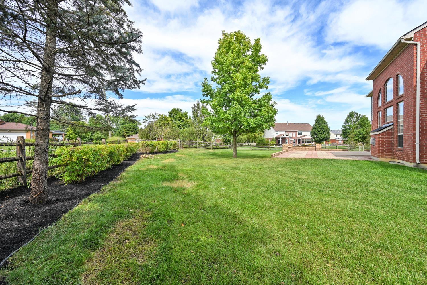 5589 Rosebrook Way Property Photo 45