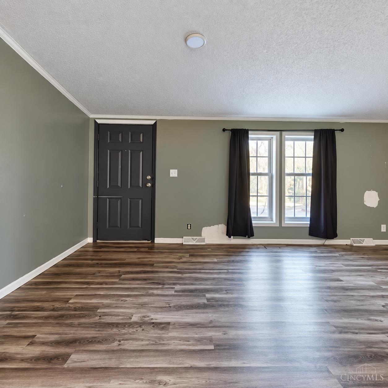 815 Suck Run Road Property Photo 6