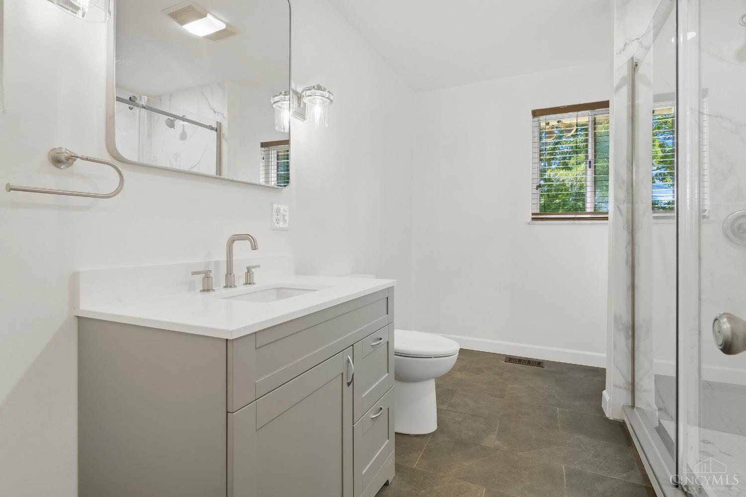 8819 Cavalier Drive Property Photo 11