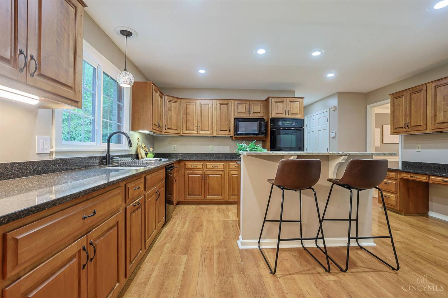 7712 Coldstream Woods Drive Property Photo 16