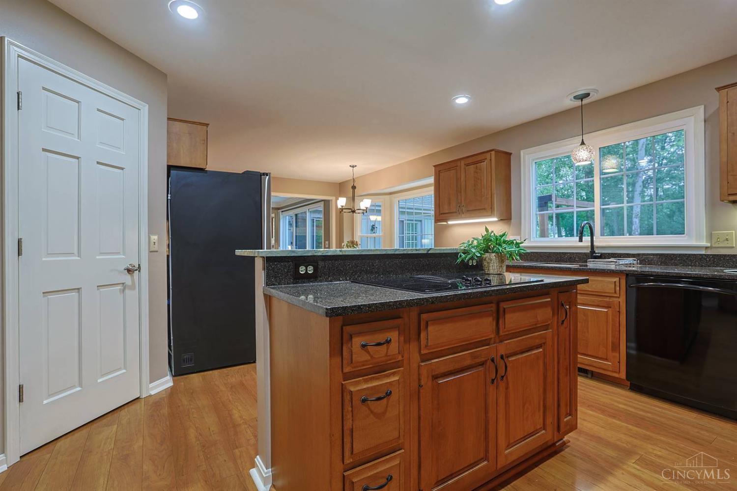 7712 Coldstream Woods Drive Property Photo 18