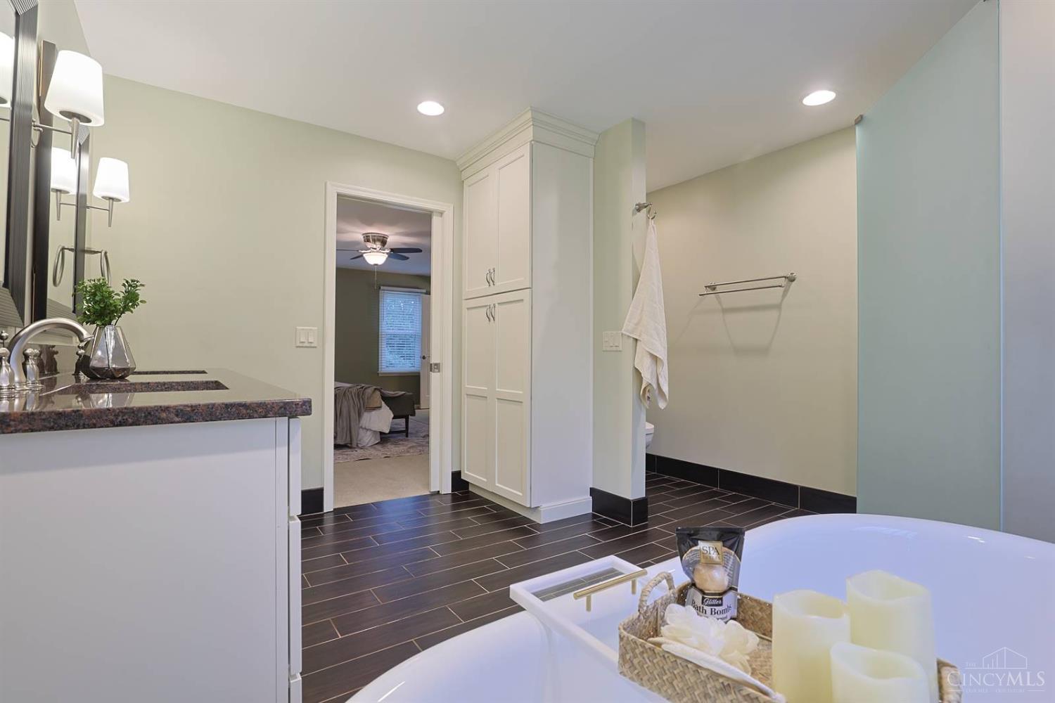 7712 Coldstream Woods Drive Property Photo 34