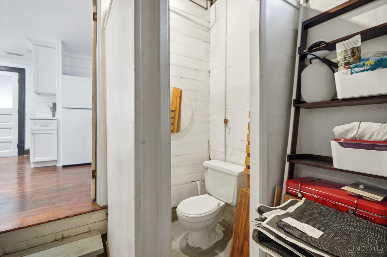 1539 Ambrose Avenue Property Photo 30