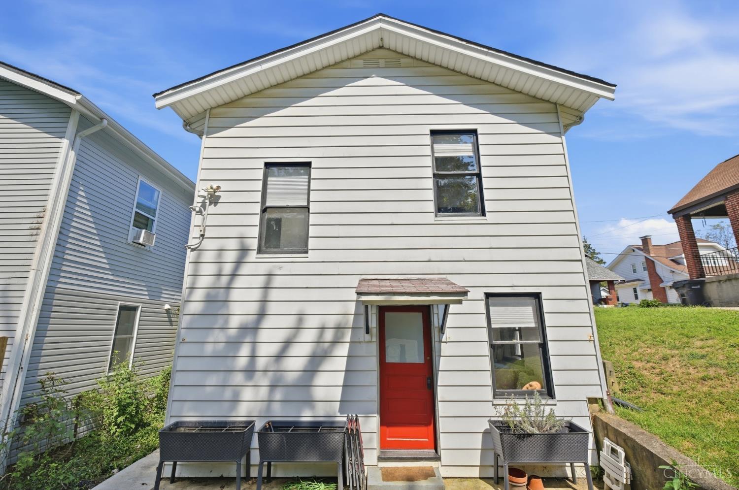 1539 Ambrose Avenue Property Photo 42