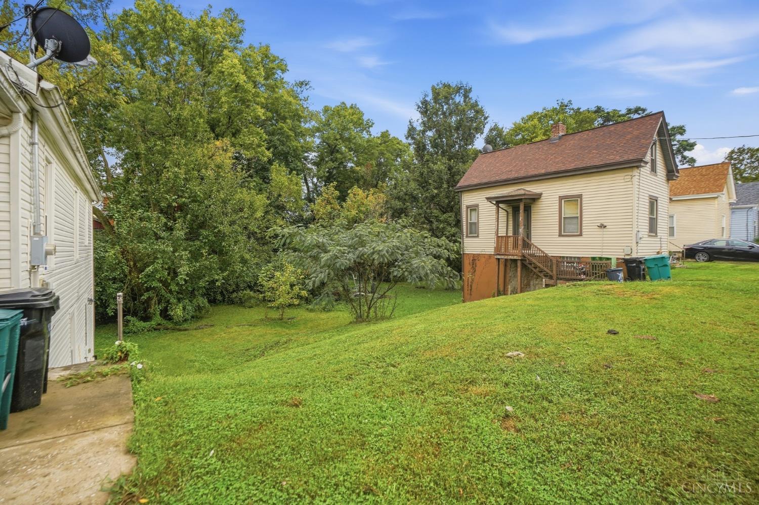 1539 Ambrose Avenue Property Photo 44