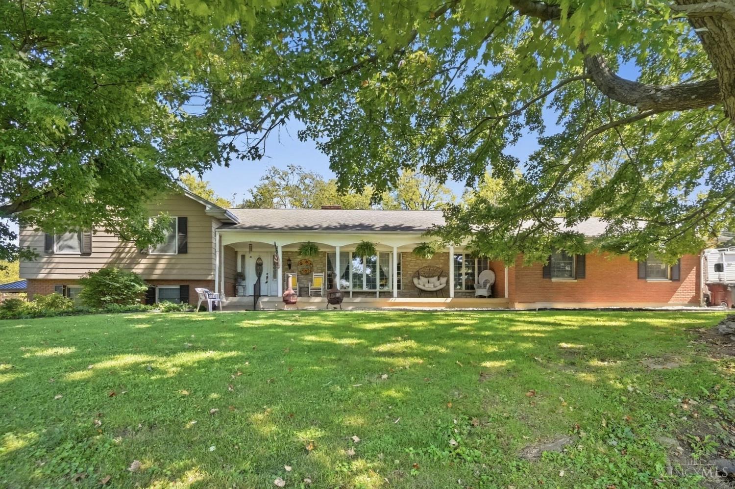6272 Hendrickson Road Property Photo 1