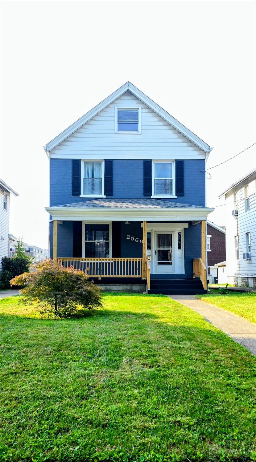 2569 Marsh Avenue Property Photo