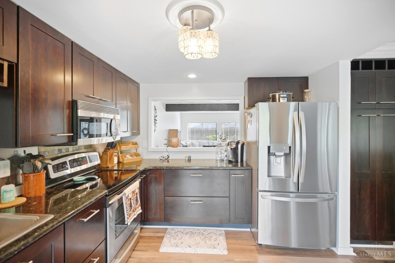 8405 Skiff Lane Property Photo 19