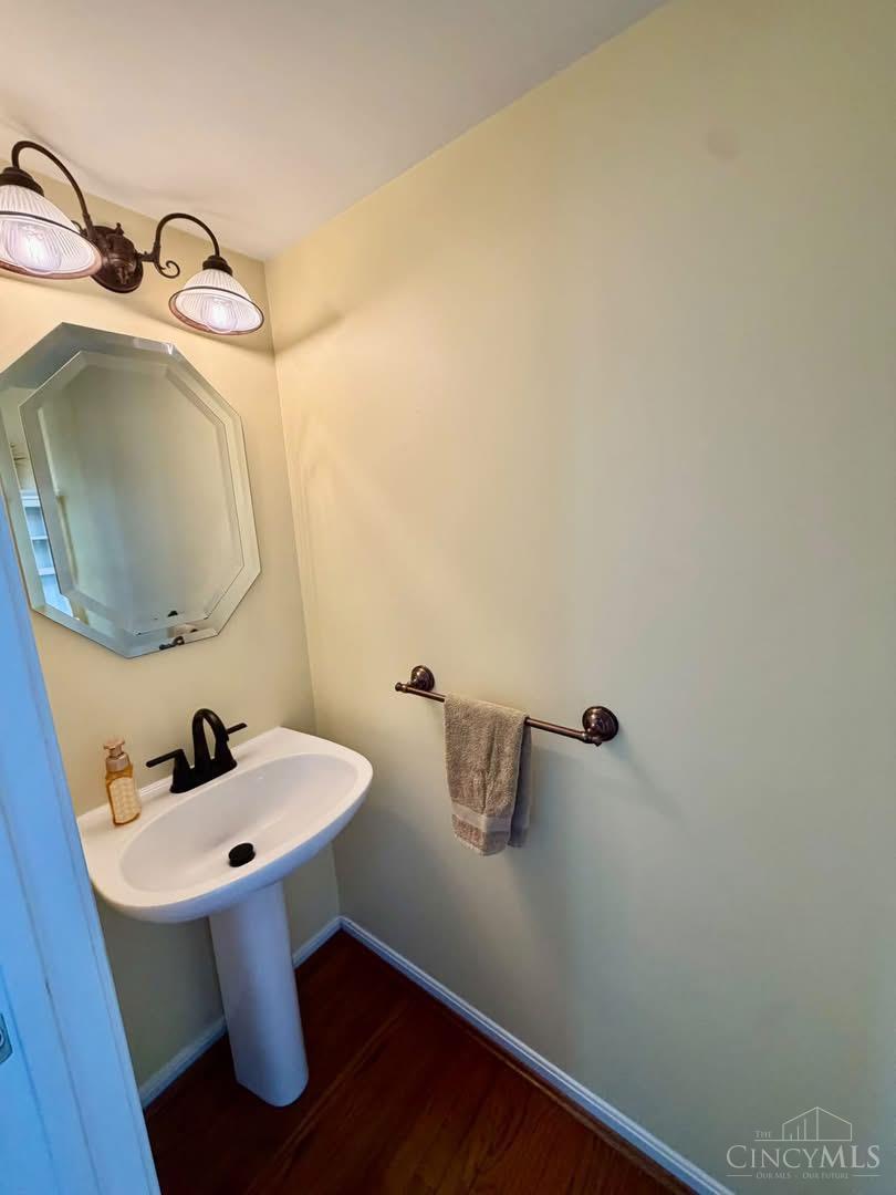 6218 Hedgerow Drive Property Photo 18