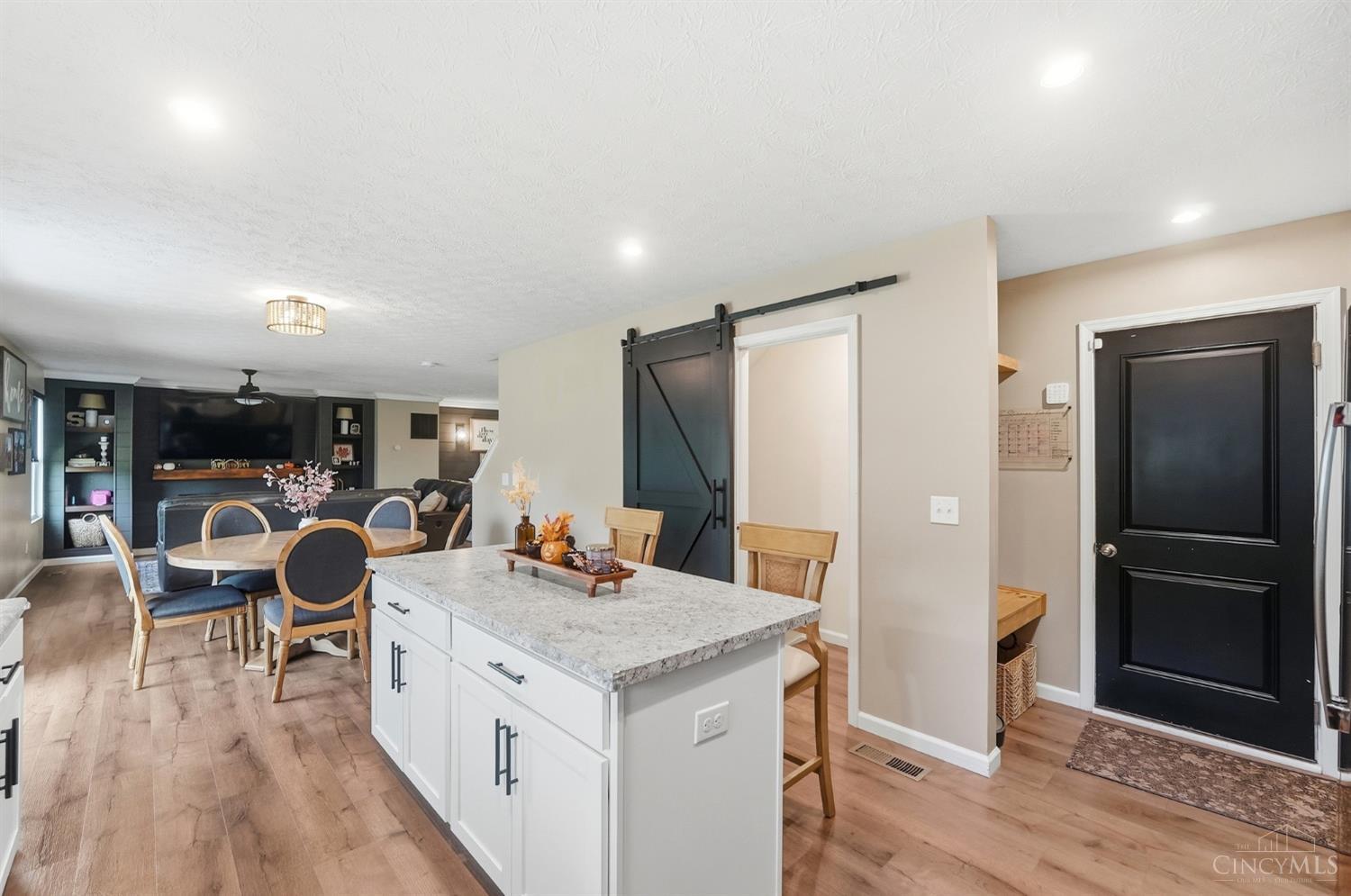 1371 Acadia Avenue Property Photo 18
