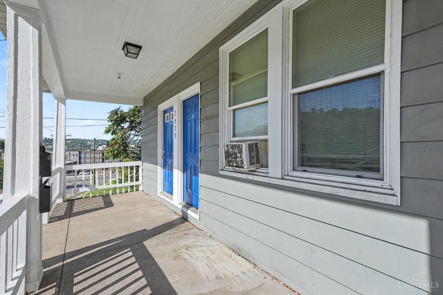 2829 Marshall Avenue Property Photo 7