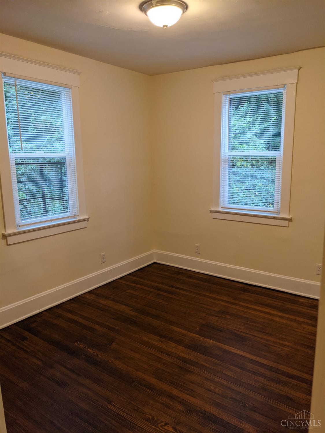 2829 Marshall Avenue Property Photo 19