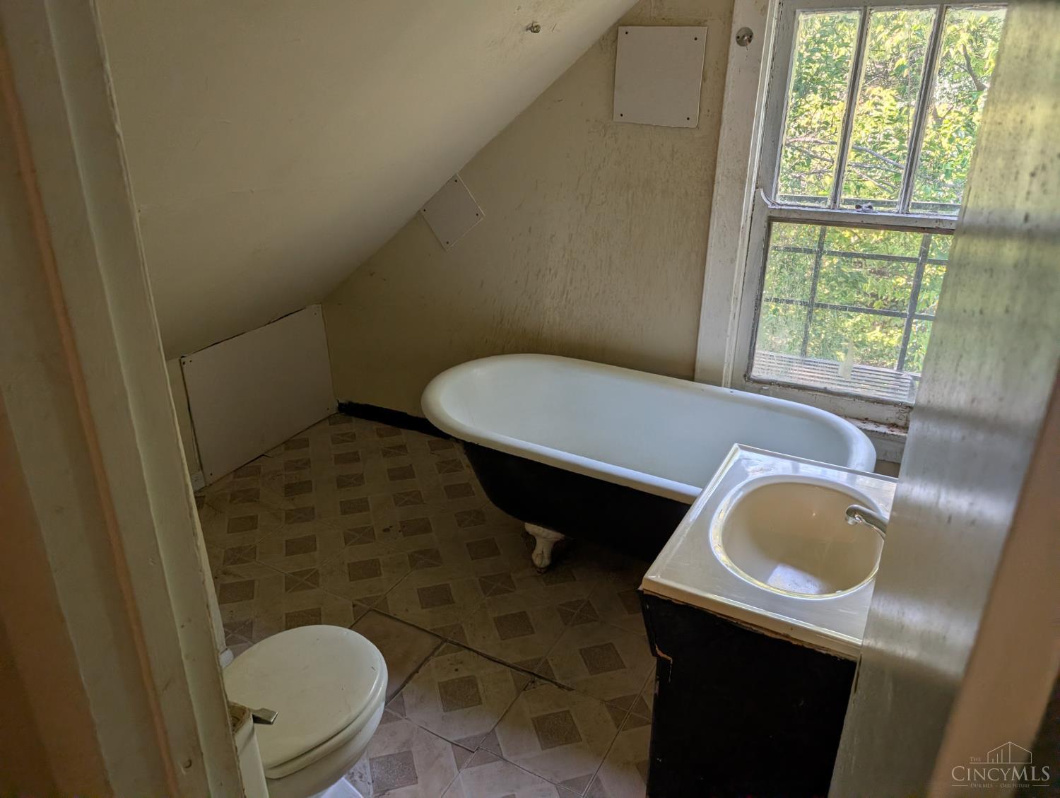 2829 Marshall Avenue Property Photo 21