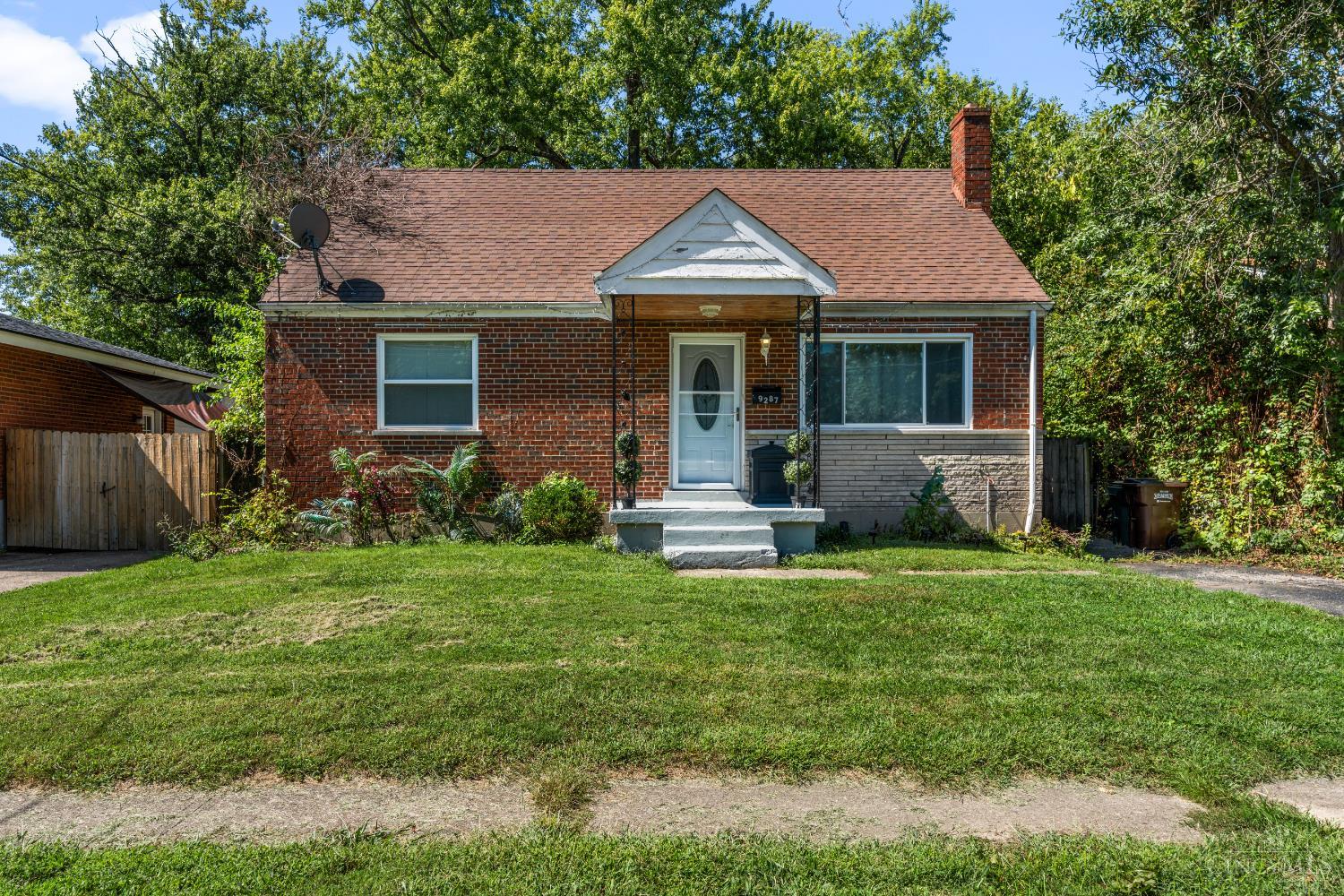 9287 Coogan Drive Property Photo 1
