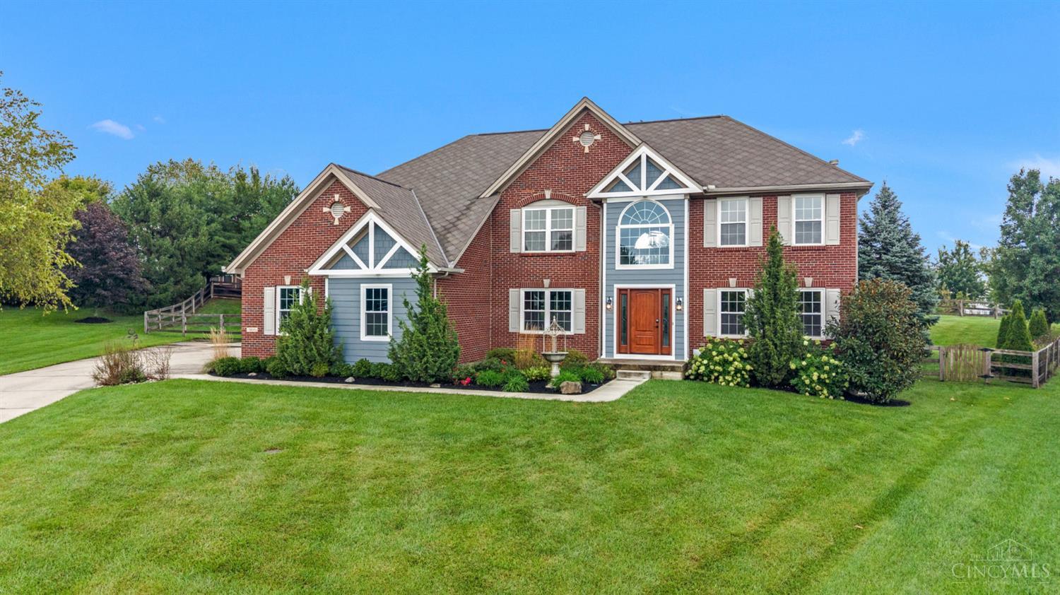 7455 Airy View Drive Property Photo 1