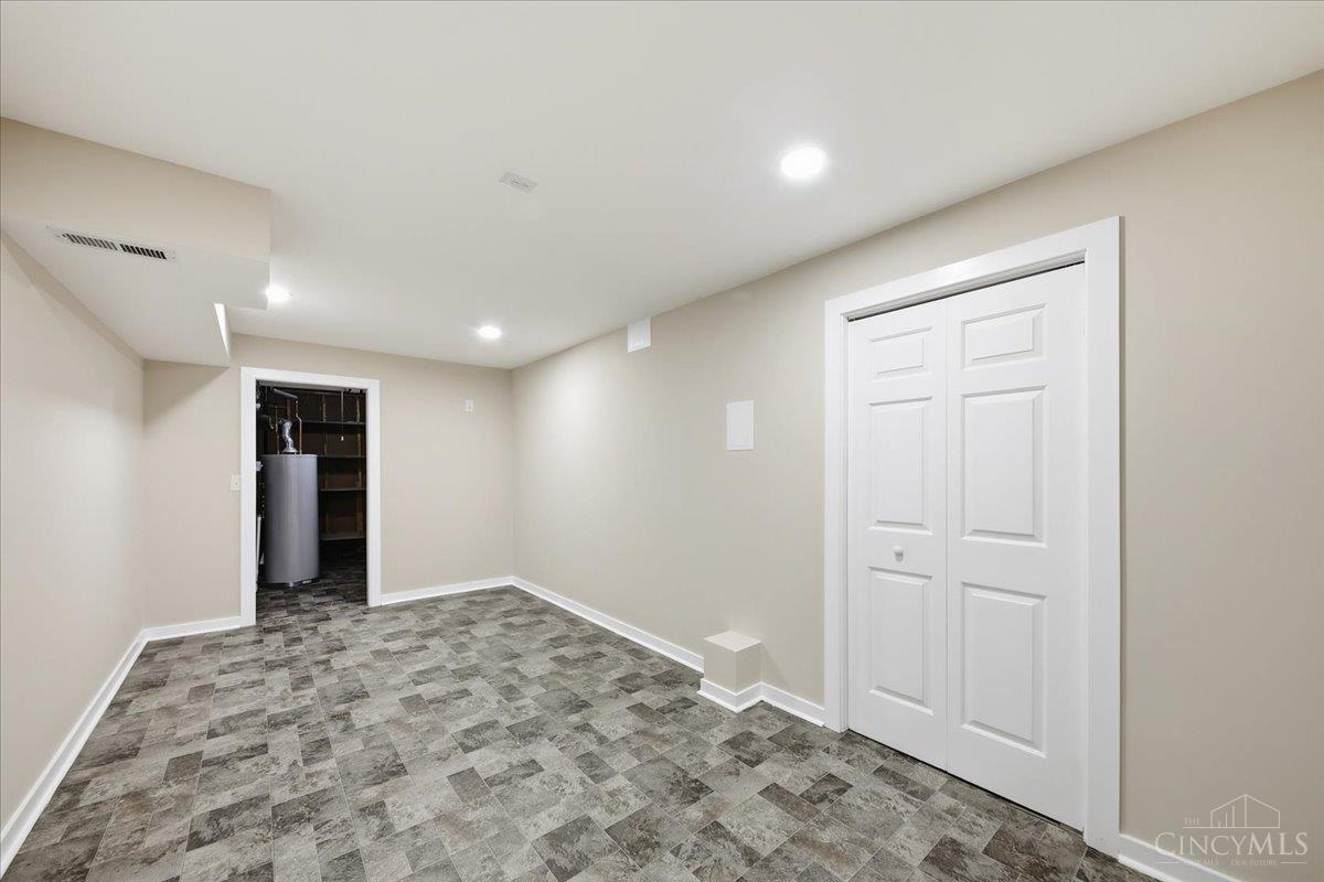 8256 Winters Lane Property Photo 40