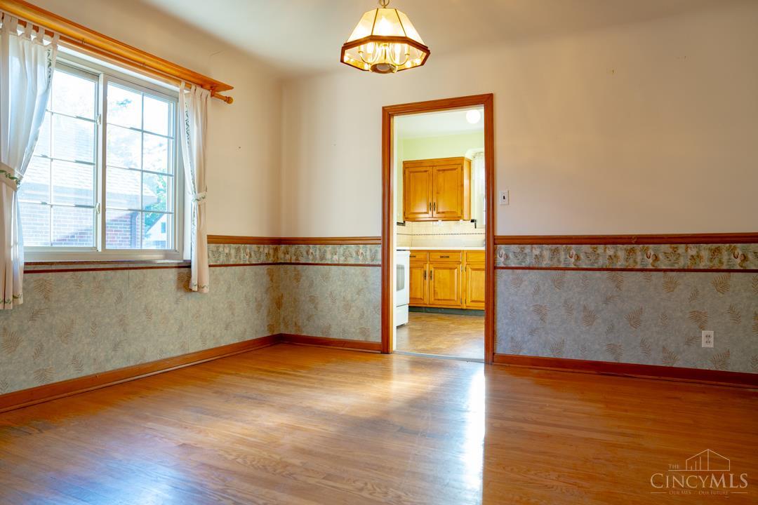 5923 Beacraft Avenue Property Photo 4