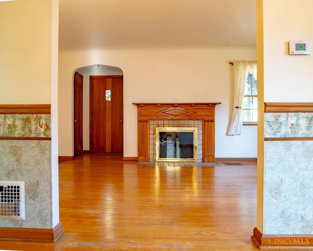 5923 Beacraft Avenue Property Photo 6