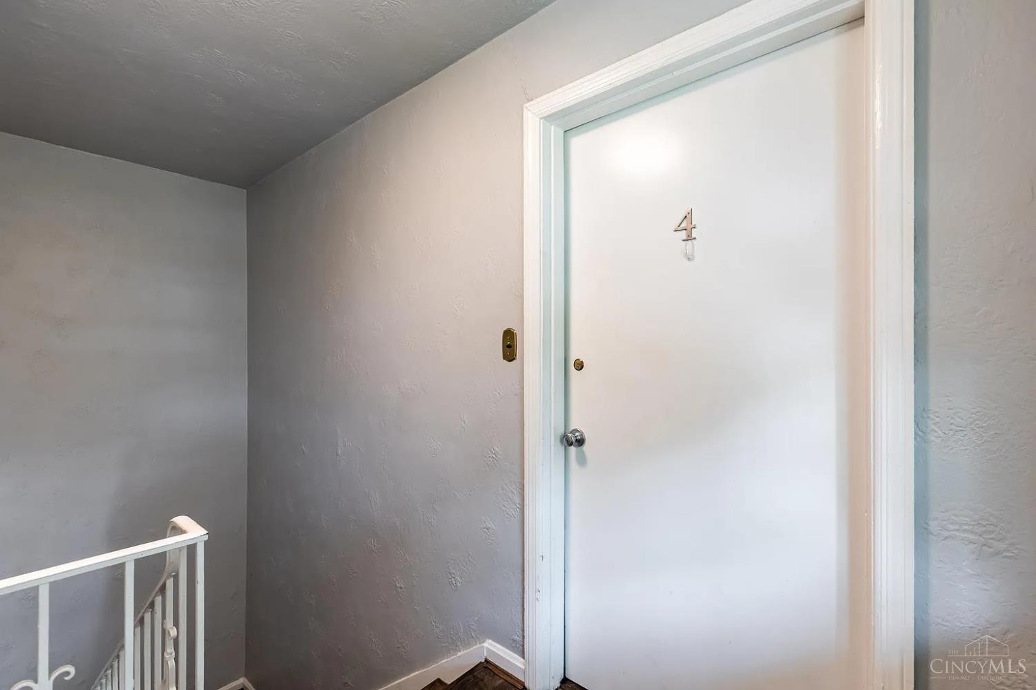 1735 Sutton Avenue Property Photo 14