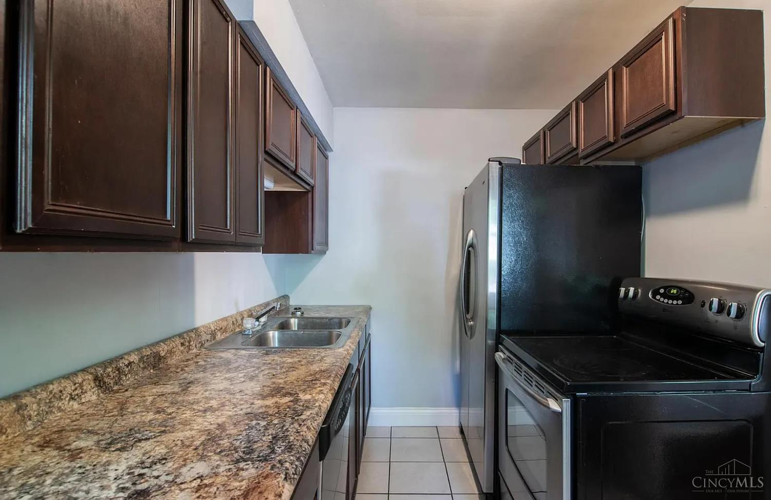 1735 Sutton Avenue Property Photo 30