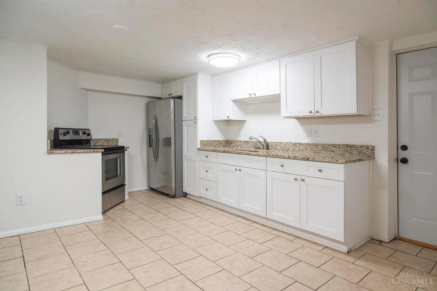 1735 Sutton Avenue Property Photo 39
