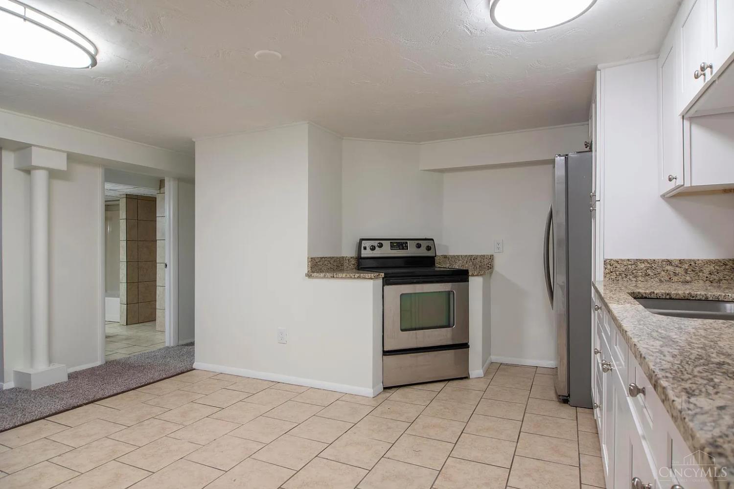 1735 Sutton Avenue Property Photo 40