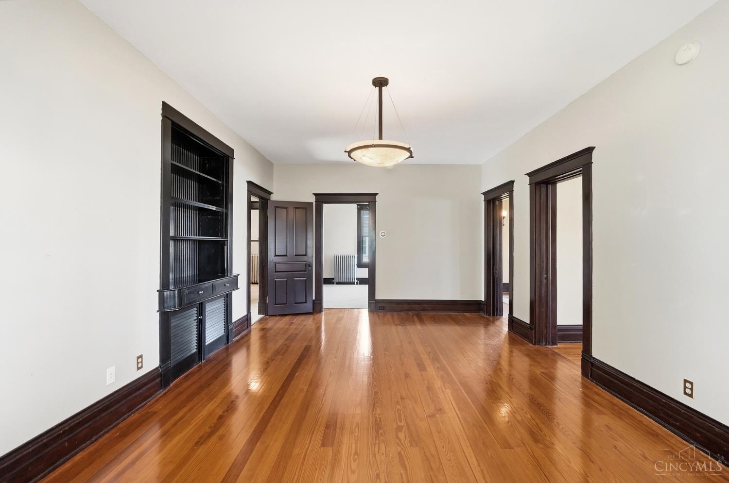 300 Reading Road Property Photo 21