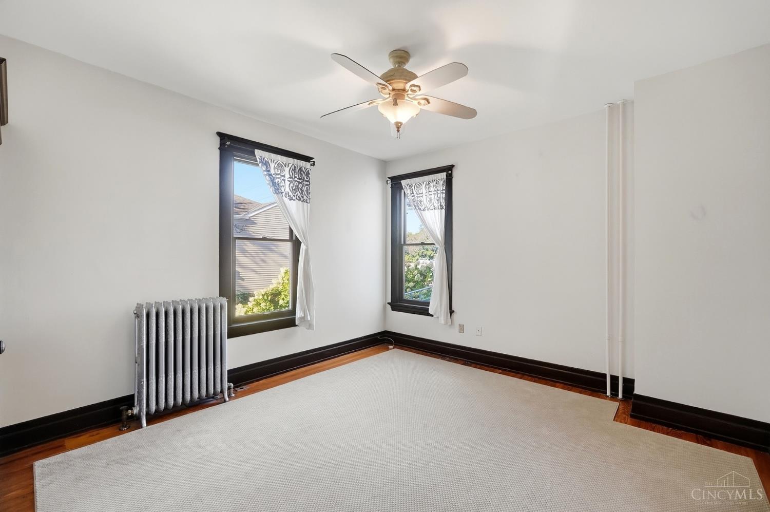 300 Reading Road Property Photo 28