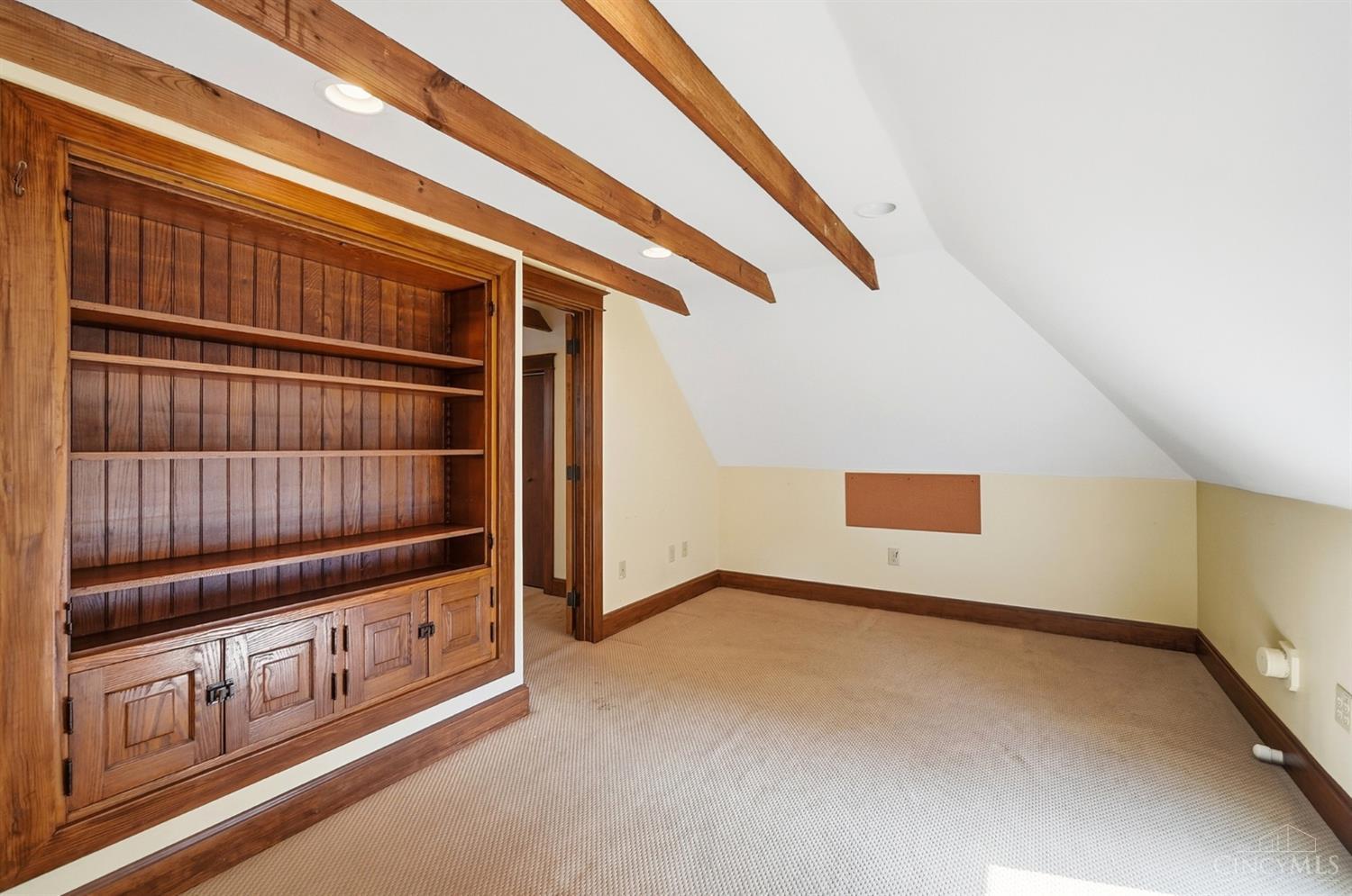 300 Reading Road Property Photo 41