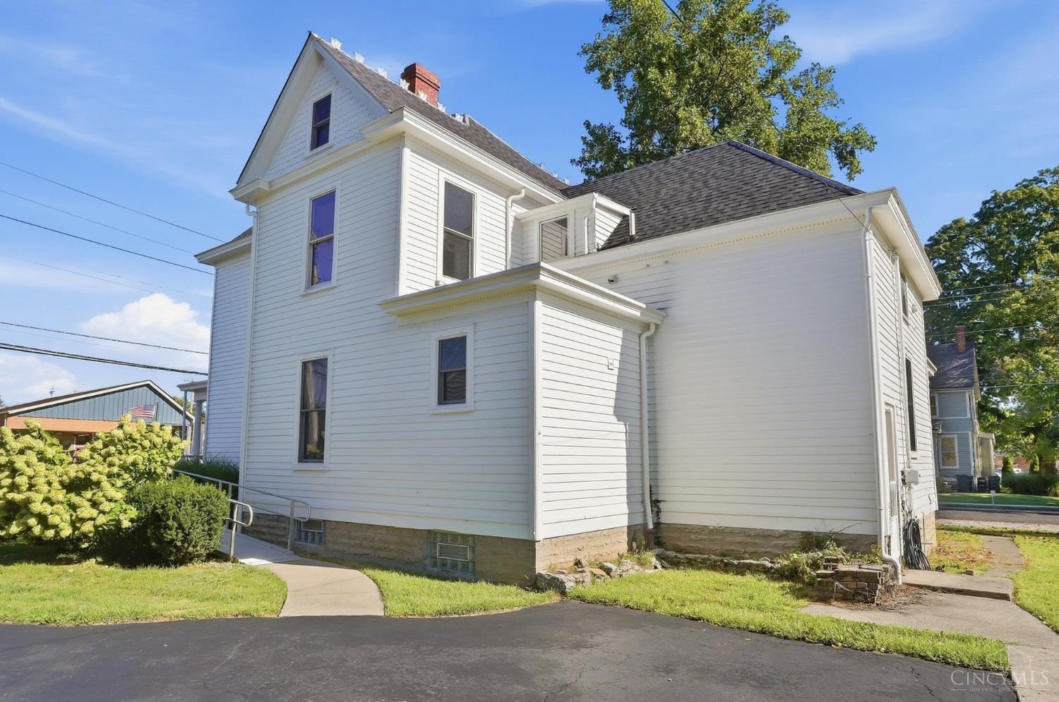 300 Reading Road Property Photo 51